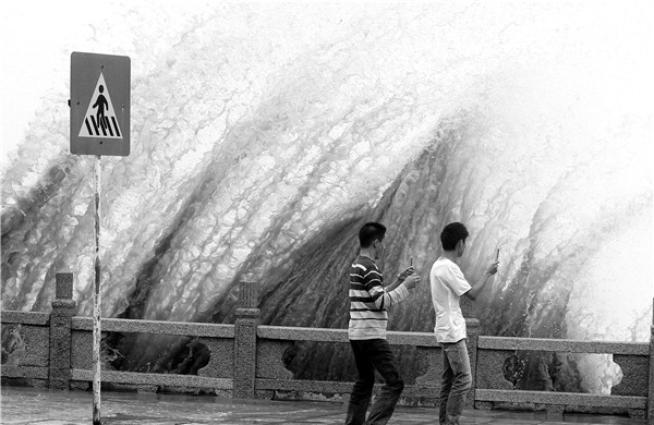 自動氣象站監(jiān)測煙臺臺風(fēng)各參數(shù)